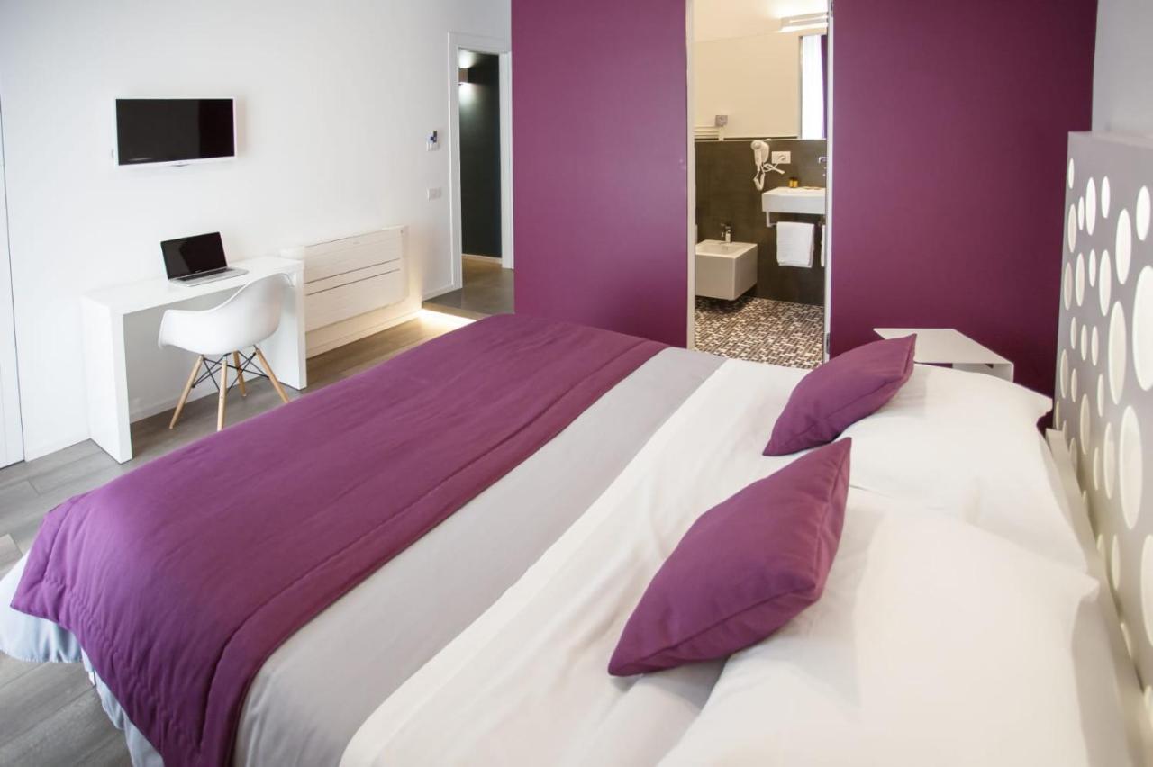 Dimora Mefite-Camere Con Bagno Privato E Self Check-In Matera Exterior foto